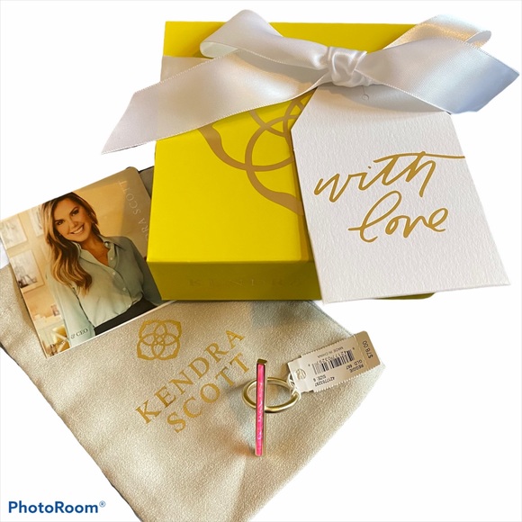 For @itstashadoll - Kendra Scott Reggie Ring - Hot Pink Kyocera Opal - Picture 4 of 6